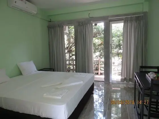 Sinharaja Birder's Lodge