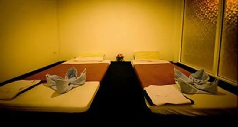 Sinsuvarn Airport Suite - Spa