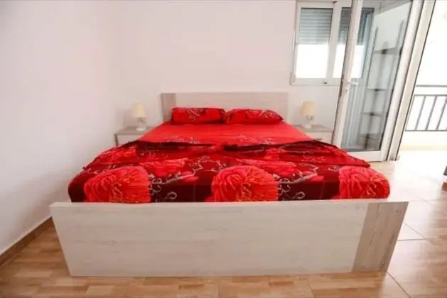 Sion Saranda Apartment 19