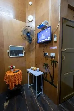 Sip N' Camp - Hostel - İç Mekan