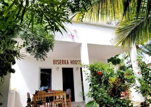 Sipano Beach Lodge - Dış Mekan
