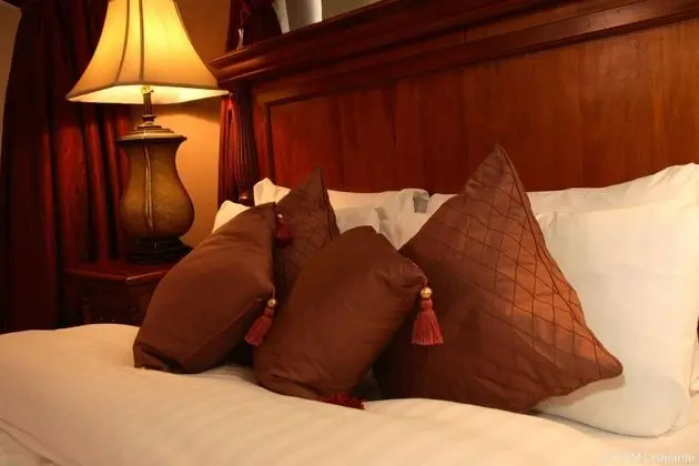 Sir Thomas Hotel