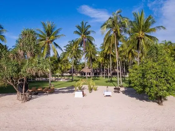 Sira Beach House