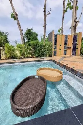 Siri Nakornpink Chiang Mai Hotel (Sha Plus+) - Havuz