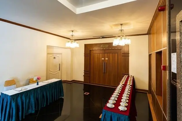 Sirin Hotel & Resident - Lobi