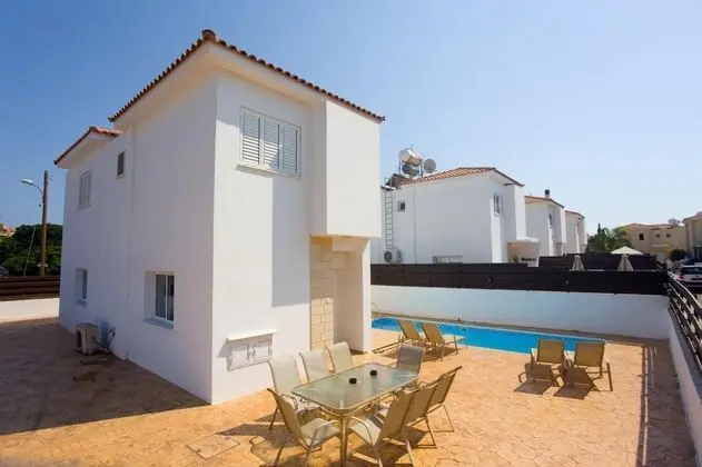 Villa Sirina