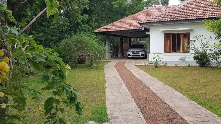 Siriniwasa Villa Induruwa