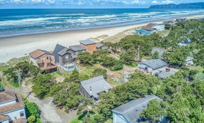 Sister's Beach Retreat