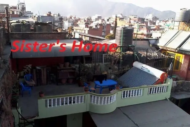 Hotel Sisters Home