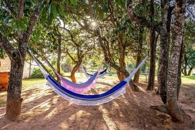 Sítio com piscina e lagoa particular - Dış Mekan