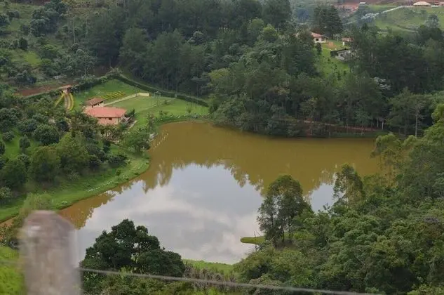 Sítio Recanto Toninha com lago natureza - Dış Mekan