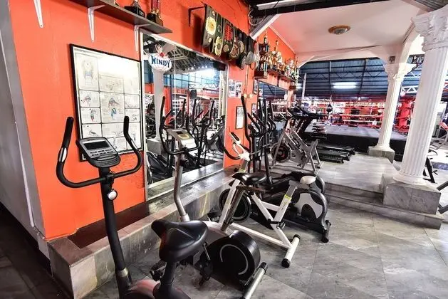 Sitpholek Muay Thai Camp - Hostel - Fitness