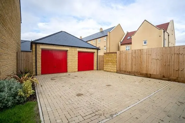 Six Bedroom New-build Detached House In Bicester - Dış Mekan