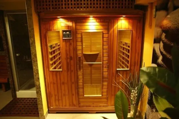 Six Inn Hotel - Spa