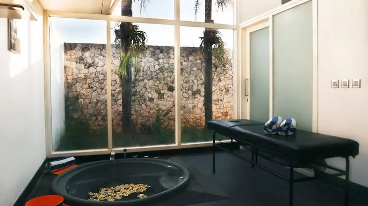 Villa Six Karang Kembar - Spa