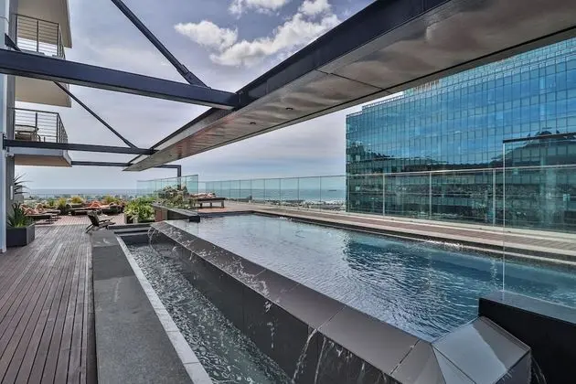 Sixteen on Bree 2015 by CTHA