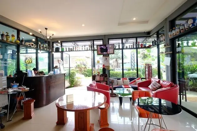 Sixty Nine Resort - Lobi