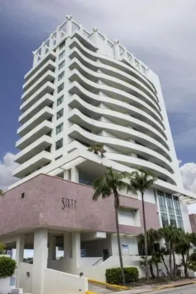 The Sixty Sixty Luxury High Rise Condo - Dış Mekan