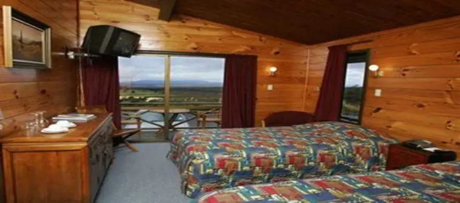 Skotel Alpine Resort - Genel