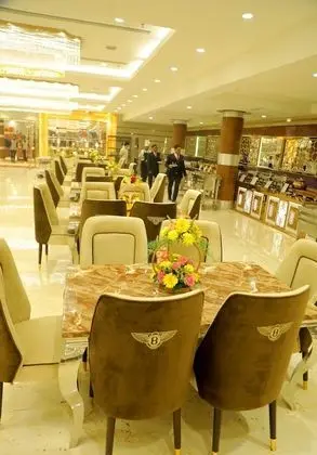 SK KLYDE GRAND HOTEL