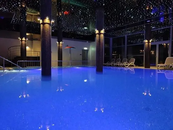 Hotel SKAL - Havuz