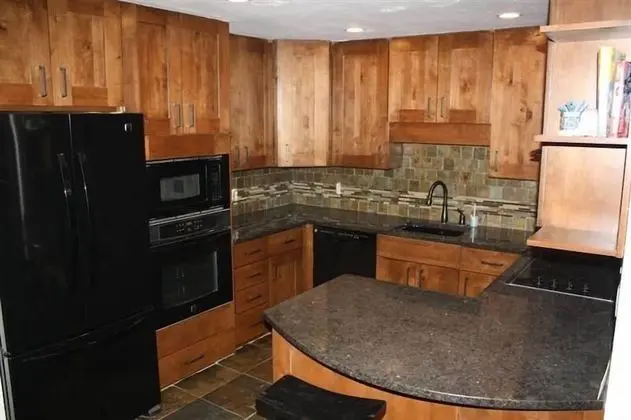 Ski Hill 18 Downtown Condos with on-site Hot Tub - Mutfak