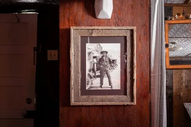 Ski-in/ski-out Miners Cabin - İç Mekan