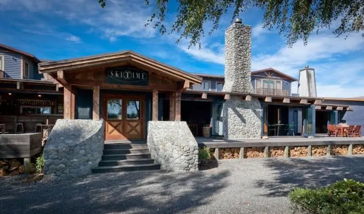 Ski Time Restaurant Lodge