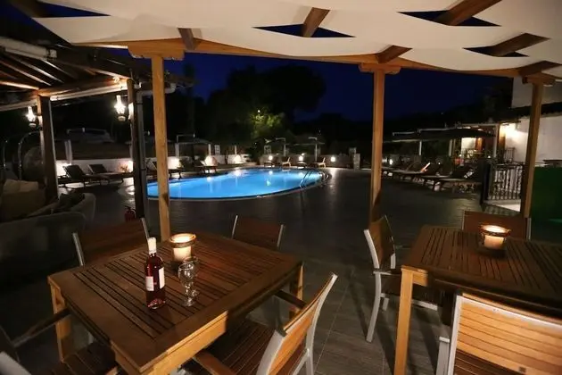 Skiathos Argento - Yerinde Yemek