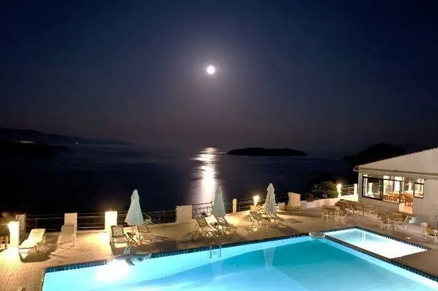 Skiathos Club Hotel & Suites