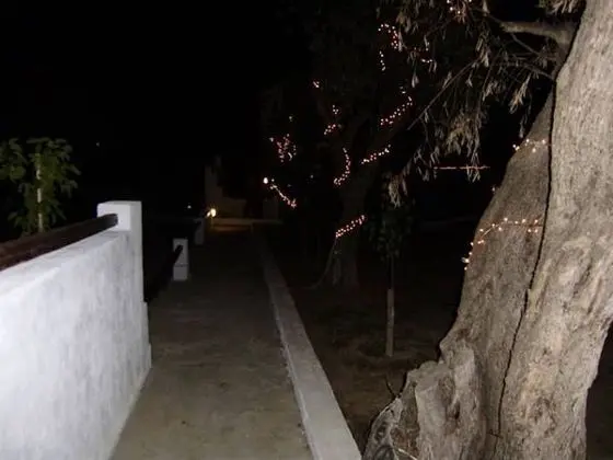 Skiathos Young GuestHouse - Dış Mekan