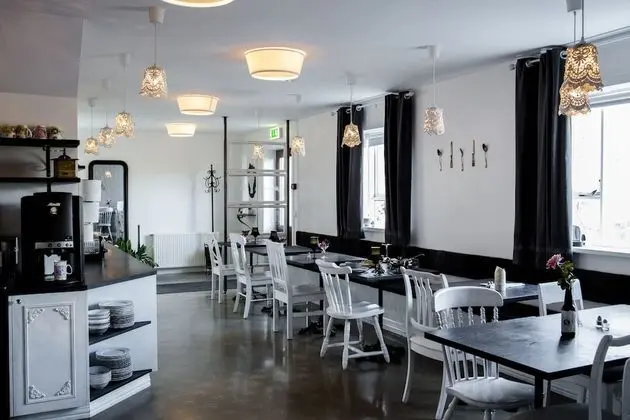 Skjaldarvik Guest House