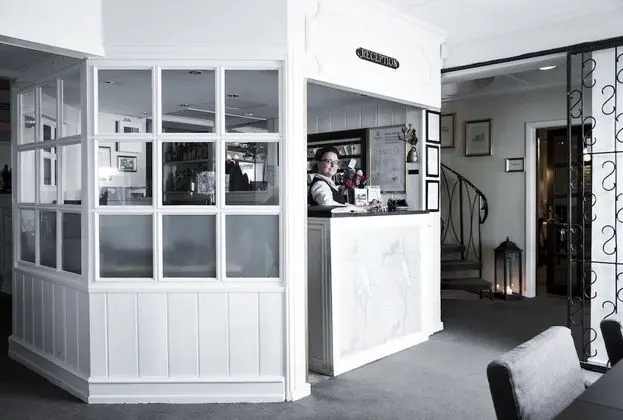 Skjalm Hvide Hotel - Lobi