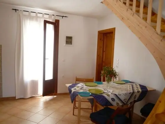 Skopelos Country Villas - Oda Düzeni