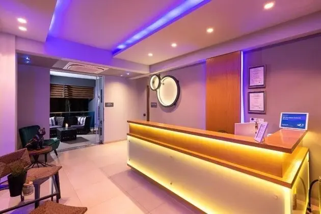 SKS Luxury Suites & Rooms - Lobi