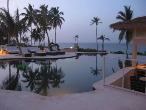 Sky Beach Club - Havuz