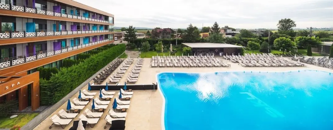 Sky Blue Hotel & Spa - Havuz