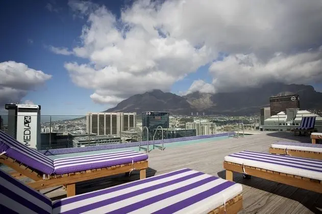 Hotel Sky Cape Town
