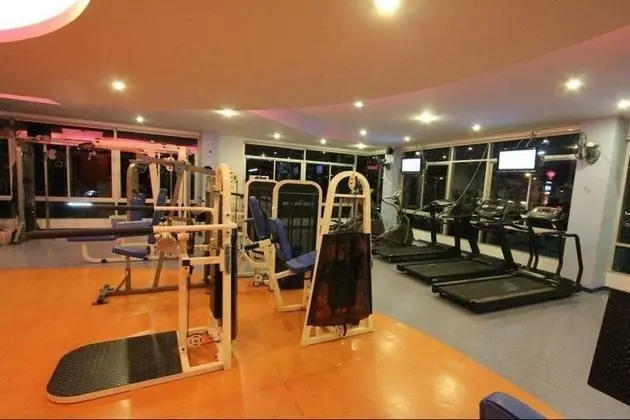 The Sky Condo - Fitness