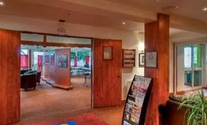 Sky Hotel Goussainville Charles de Gaulle - ex Comfort Hotel - Lobi