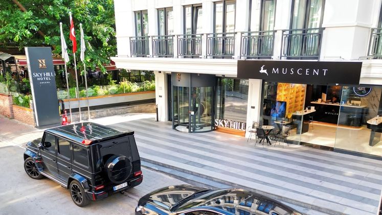 Sky Hill HotelFotoğrafı