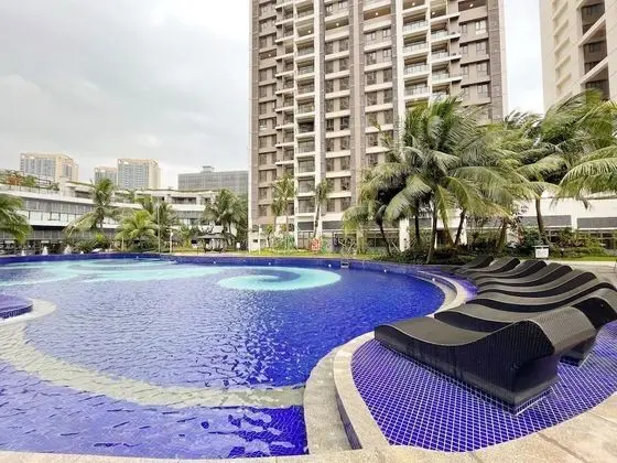 Sky House BSD Apartments by OkeStay - Havuz