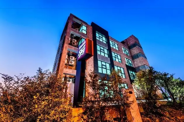 Sky Hotel