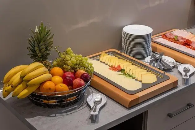 SKY Hotel Prague - Yerinde Yemek
