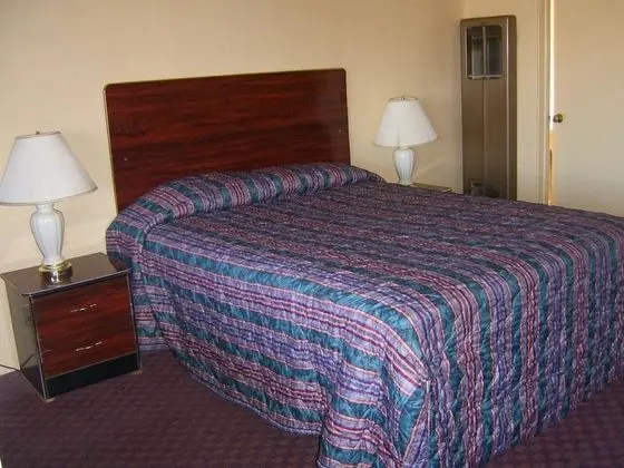 Sky Ranch Inn - Oda