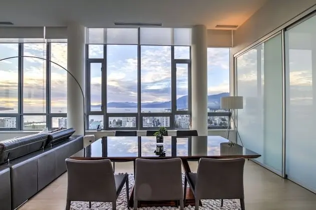 Sky Residences Vancouver - Lobi