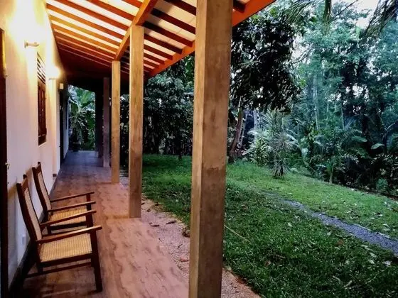 SKY Residencies - Lobi