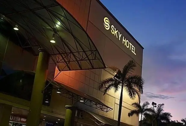 Sky Hotel Selayang - Dış Mekan