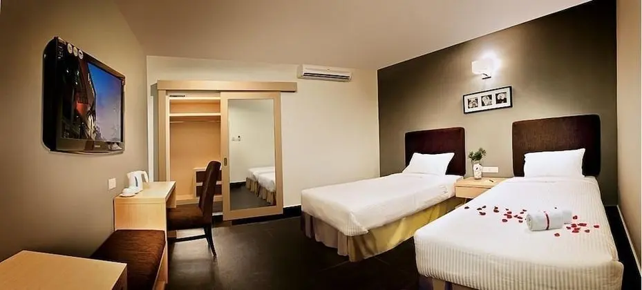 Sky Hotel Selayang - Oda