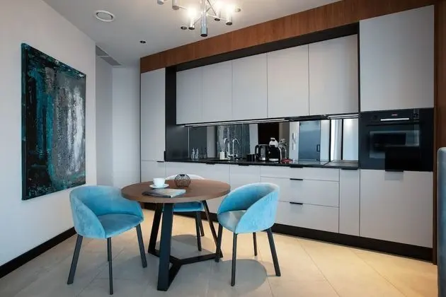 In The Sky - Sky Tower Apartments - Mutfak